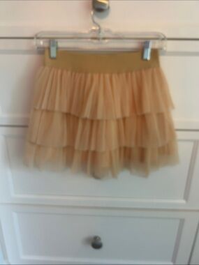 Ruffle Skirtby Better brand